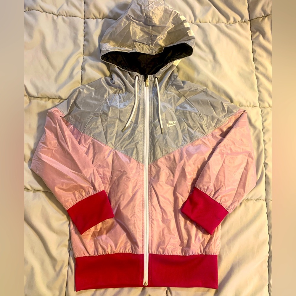 EUC Girl NIKE Windbreaker Rain Jacket Pink Grey Silver S M 8 9
